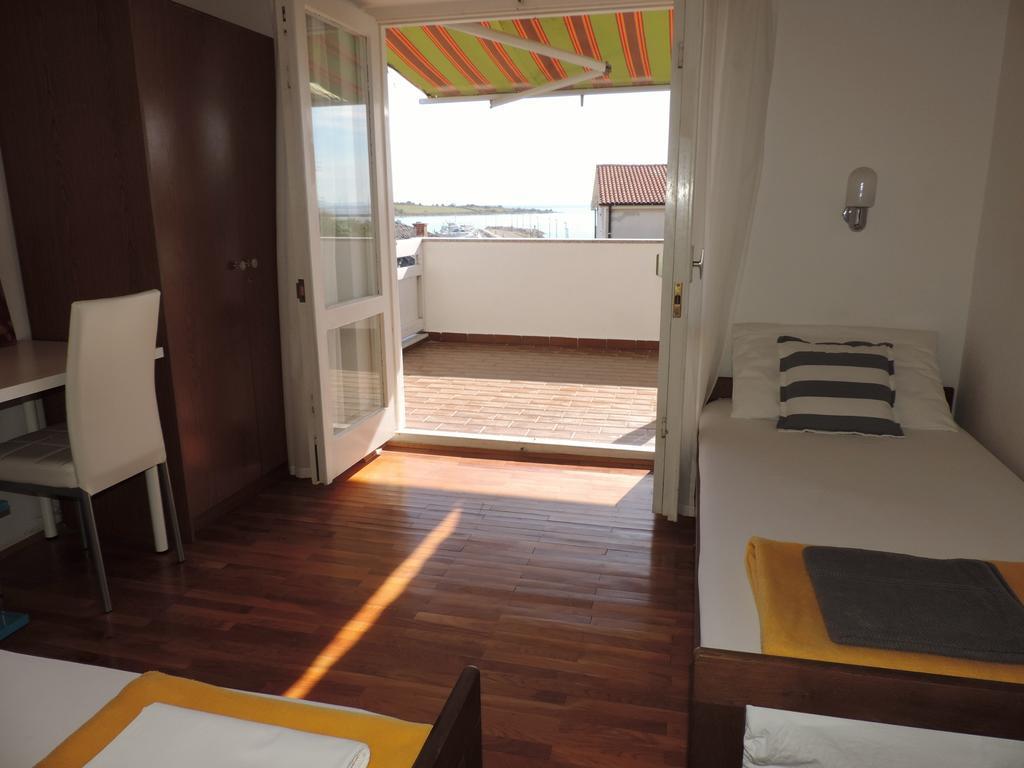 Apartment Vidas โนวาลยา ภายนอก รูปภาพ