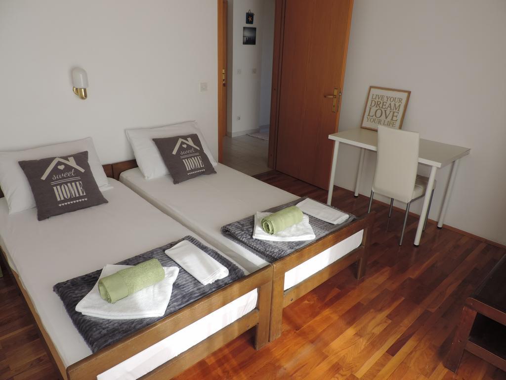 Apartment Vidas โนวาลยา ภายนอก รูปภาพ