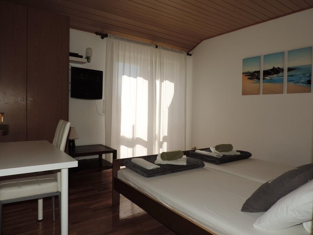 Apartment Vidas โนวาลยา ภายนอก รูปภาพ